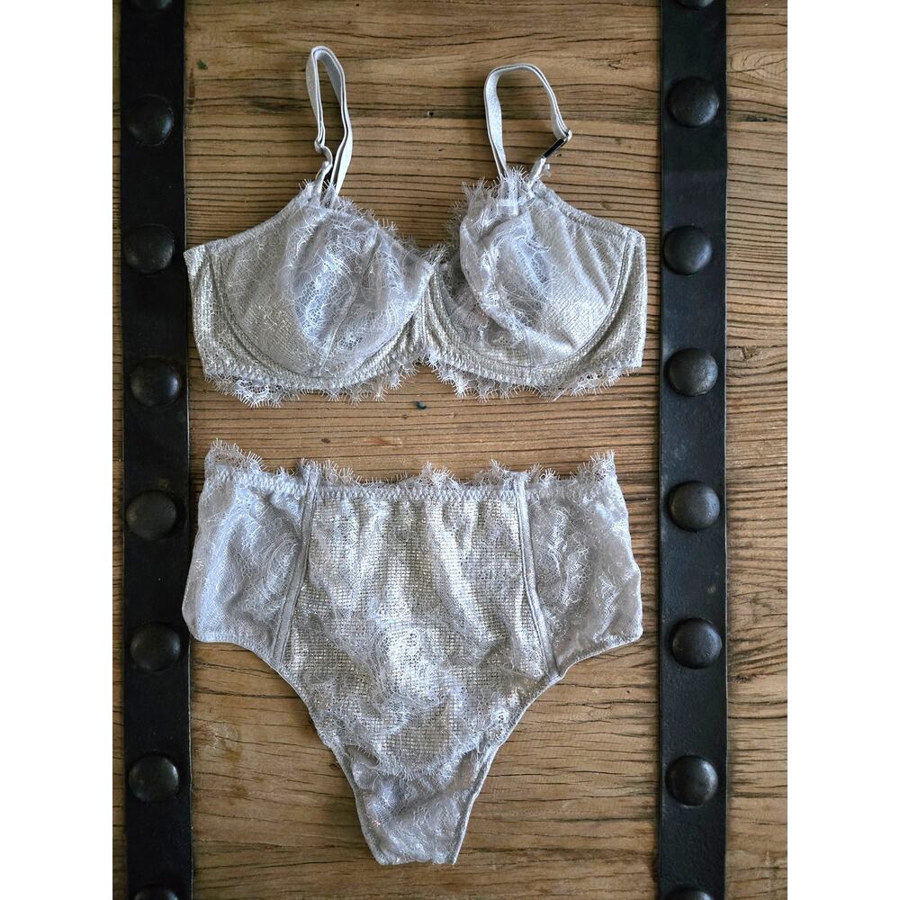 Victoria's Secret Dream Angels Wicked  Lace Balconette Bra Thong Set 34DD M